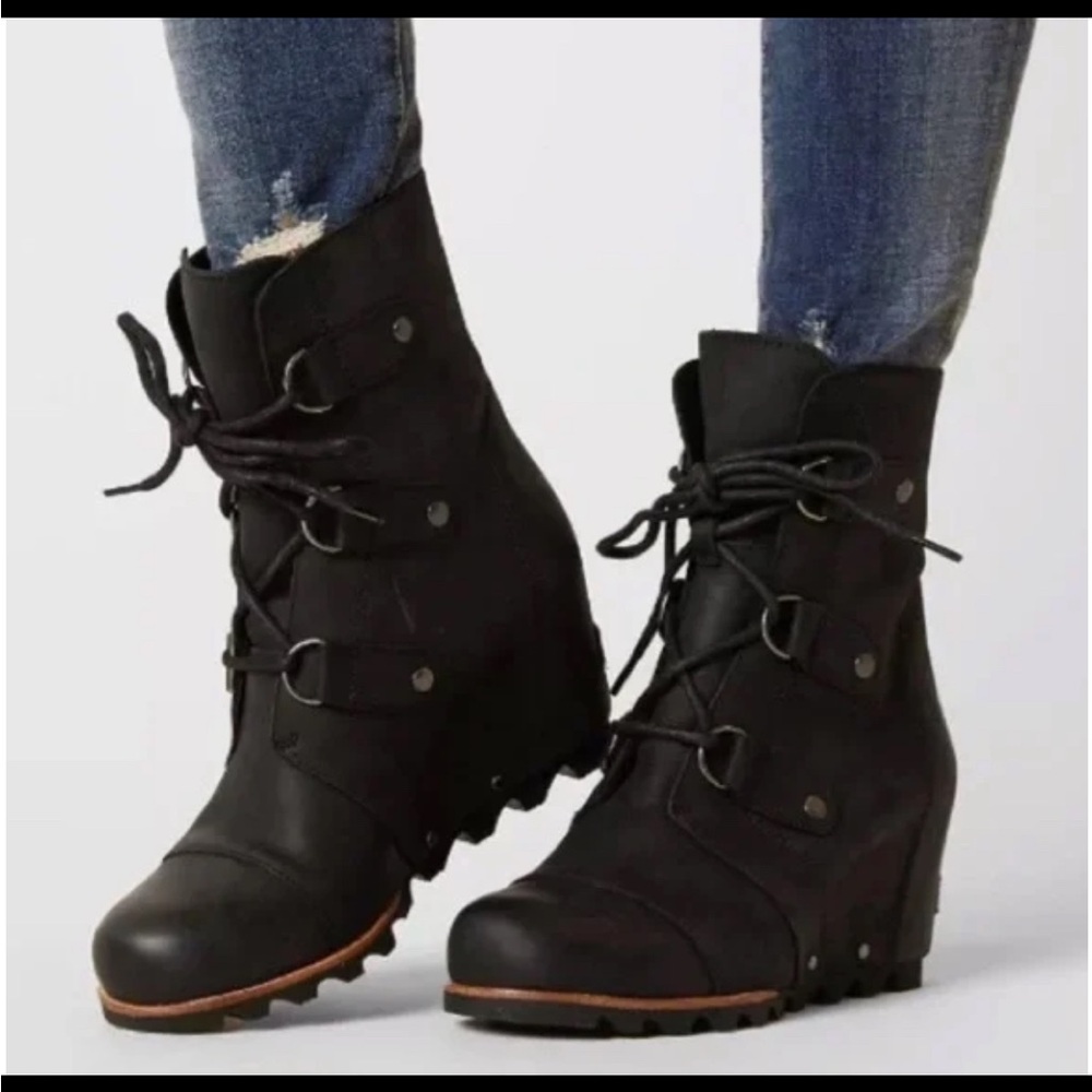 Sorel Joan of Arc Wedge Lace Up Leather Boots